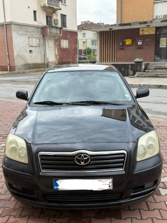 Toyota Avensis 2
