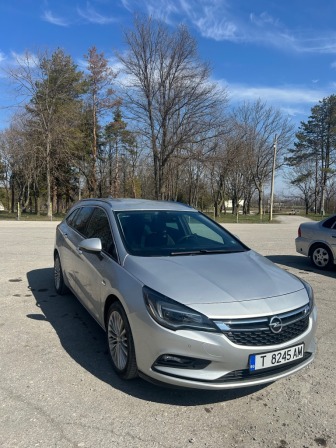 Opel Astra 1.6D 136k Avtom