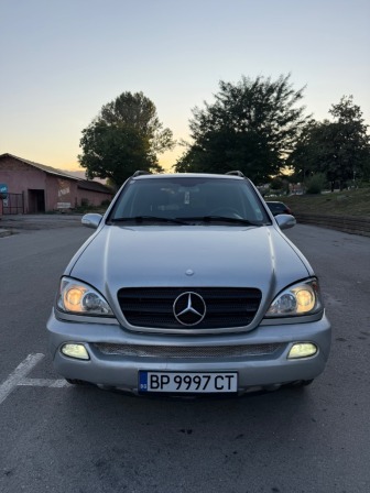 Mercedes-Benz ML 270 2.7