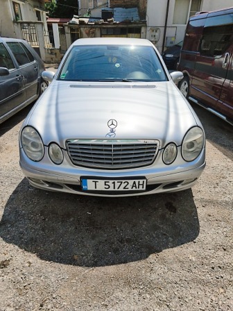 Mercedes-Benz 270 2700