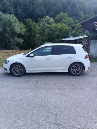 VW Golf 1.6