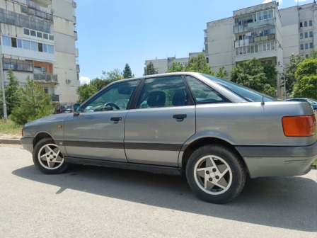 Audi 80 1.8 куб.90к.с.