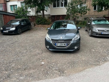 Peugeot 208 1.6 HDI
