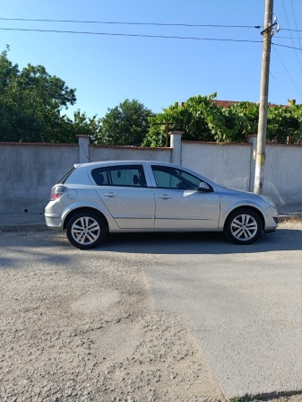 Opel Astra 1.6i