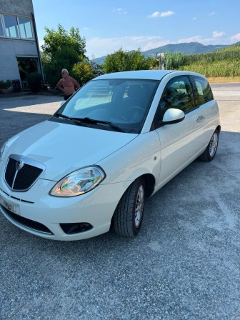 Lancia Ypsilon 1.4/77GAS ITALY