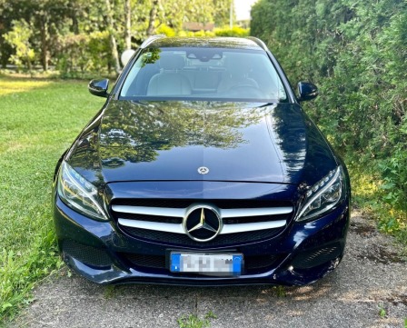Mercedes-Benz C 220