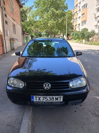 VW Golf 1.9