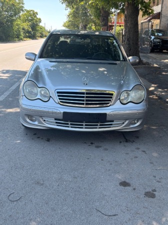 Mercedes-Benz C 220 2.2