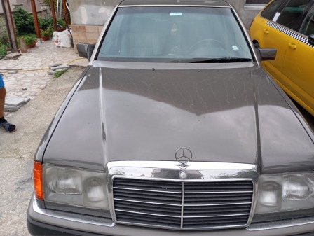 Mercedes-Benz 200 2.0