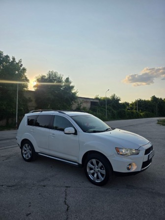 Mitsubishi Outlander 2.2 4х4