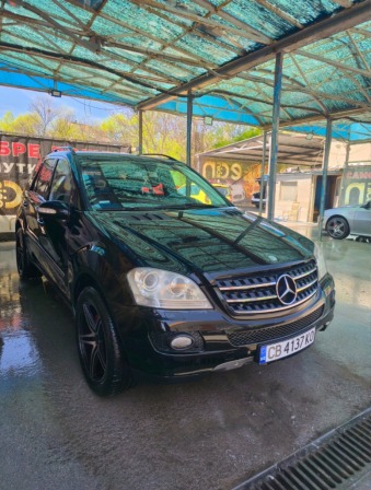 Mercedes-Benz ML 320