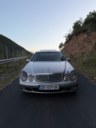 Mercedes-Benz E 220 220cdi