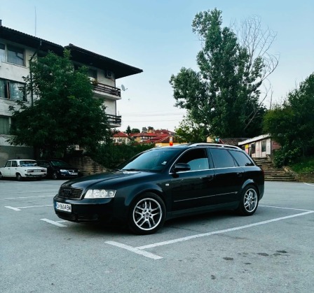 Audi A4 3.0i 220hp
