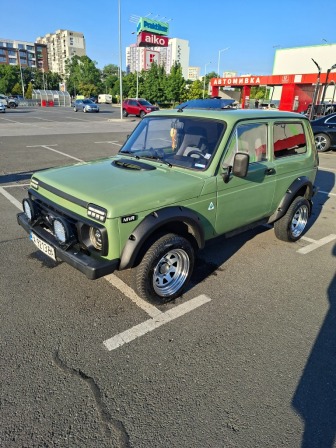 Lada Niva ЛАДА НИВА 1.7