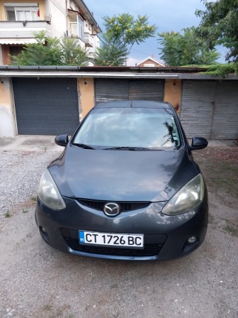 Mazda 2