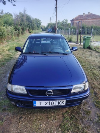 Opel Astra 1.6