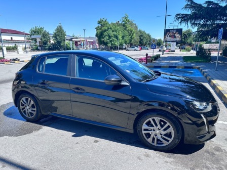 Peugeot 208 1.2 100HP