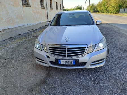 Mercedes-Benz E 200