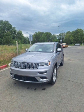 Jeep Grand Cherokee summit