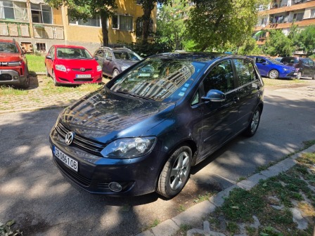 VW Golf