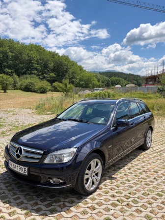 Mercedes-Benz C 320