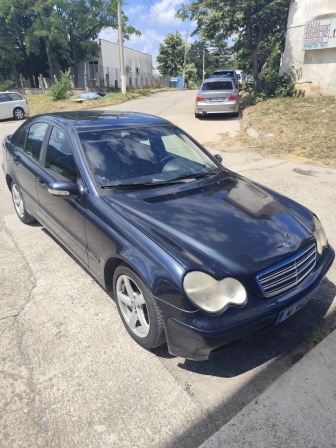 Mercedes-Benz C 180
