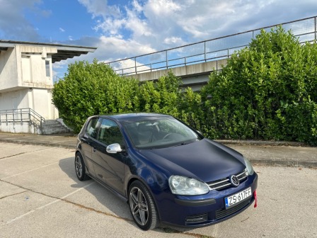 VW Golf 1.9