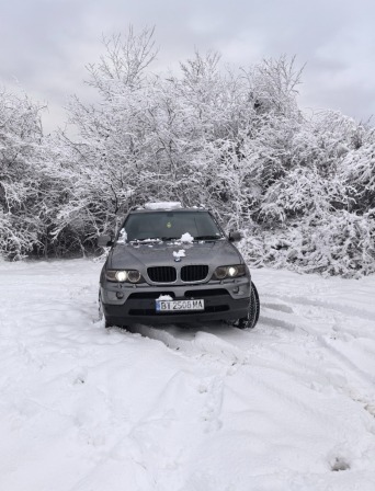 BMW X5 .