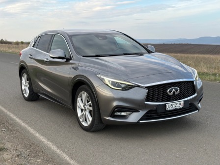 Infiniti Q30 2.2 AWD DCT