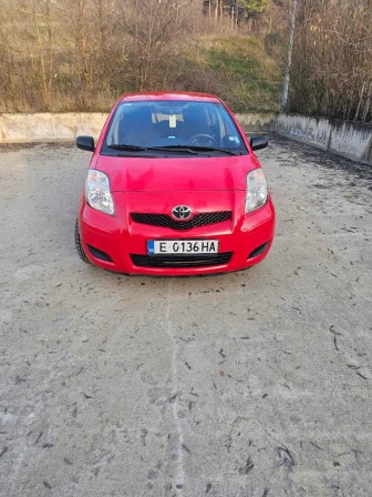 Toyota Yaris 1000
