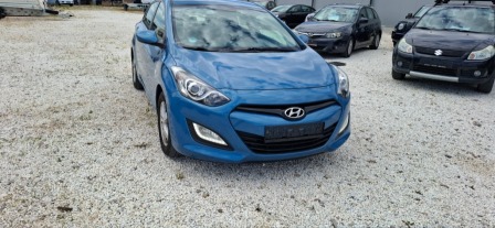 Hyundai i30 1.4 benzin