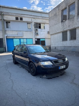 Audi A6 2500