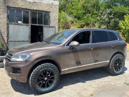 VW Touareg 3.0tdi 239k.s