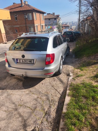 Skoda Superb 2.0 140 дсг