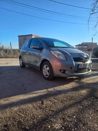 Toyota Yaris 1.3 ГАЗ/КЛИМАТИ