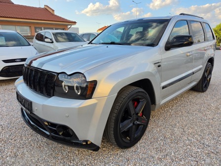 Jeep Grand Cherokee 6.1L SRT8 HEMI