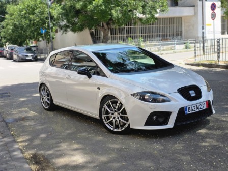 Seat Leon Cupra320ксЛизин
