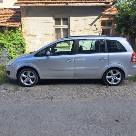Opel Zafira Автоматик