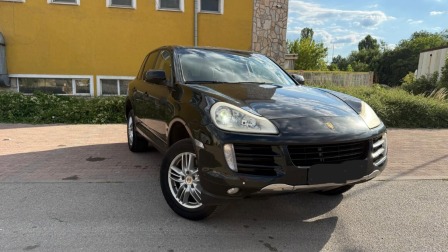 Porsche Cayenne S 4.8i V8