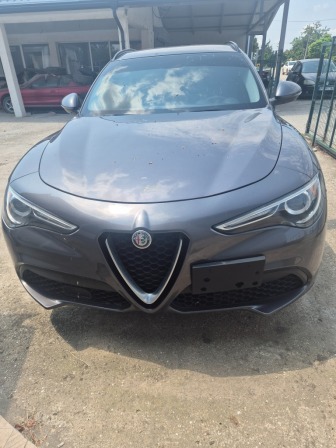 Alfa Romeo Stelvio 2.0 бензин