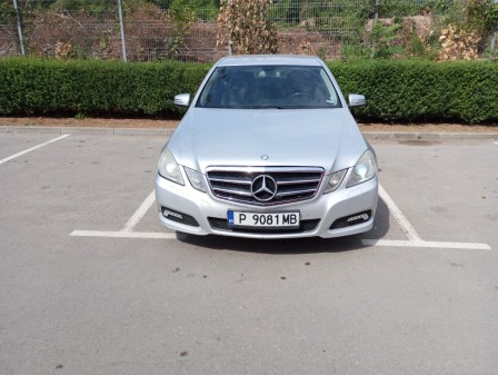Mercedes-Benz E 220