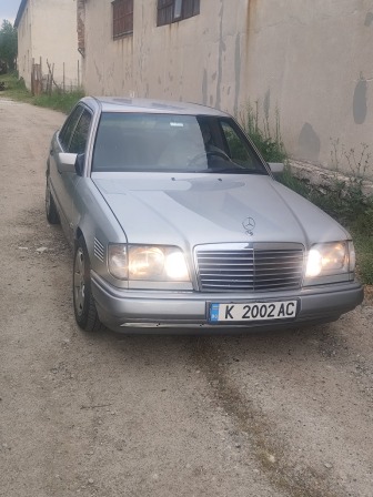 Mercedes-Benz 124 Е250