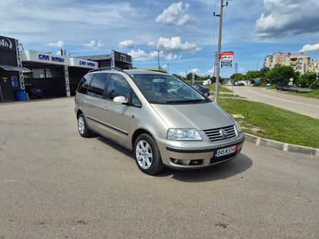 VW Sharan 2.0 140