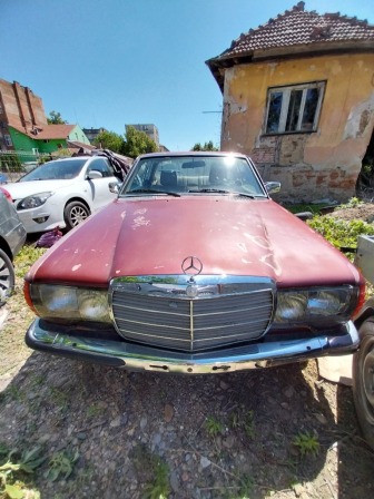 Mercedes-Benz 123