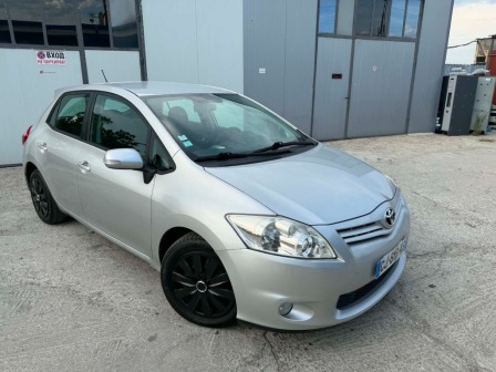 Toyota Auris 2.0