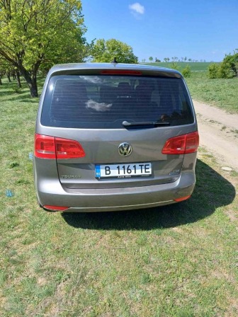 VW Touran 1.6 bluemotion