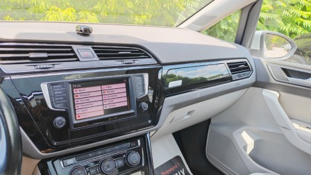 VW Touran 7 МЕСТА/2.0-150