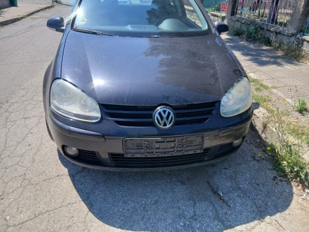 VW Golf 1.9