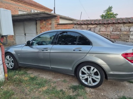 Mercedes-Benz C 220 2.2