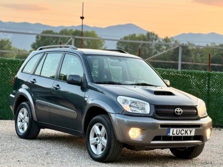 Toyota RAV 4 2.0D-4D ITALY